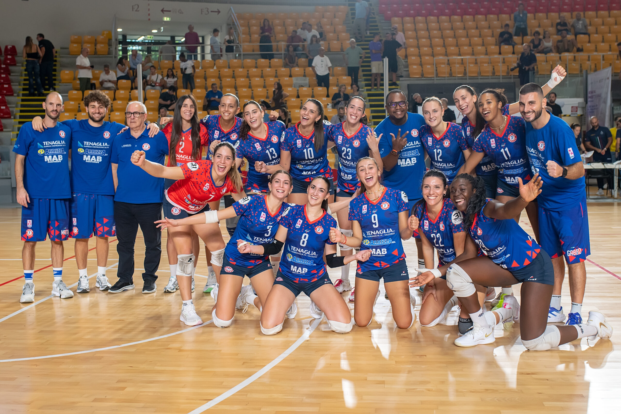 LA SERIE A TORNA A VASTO: DOMENICA L’ESORDIO CASALINGO DELLA TENAGLIA ALTINO AVASTESE VOLLEY