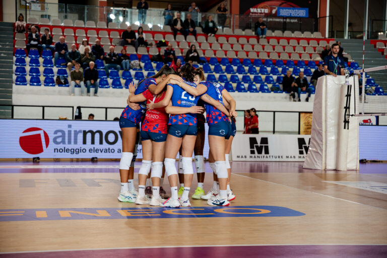 TENAGLIA ALTINO AVASTESE VOLLEY, CONTRO MARSALA A CACCIA DEI PRIMI PUNTI
